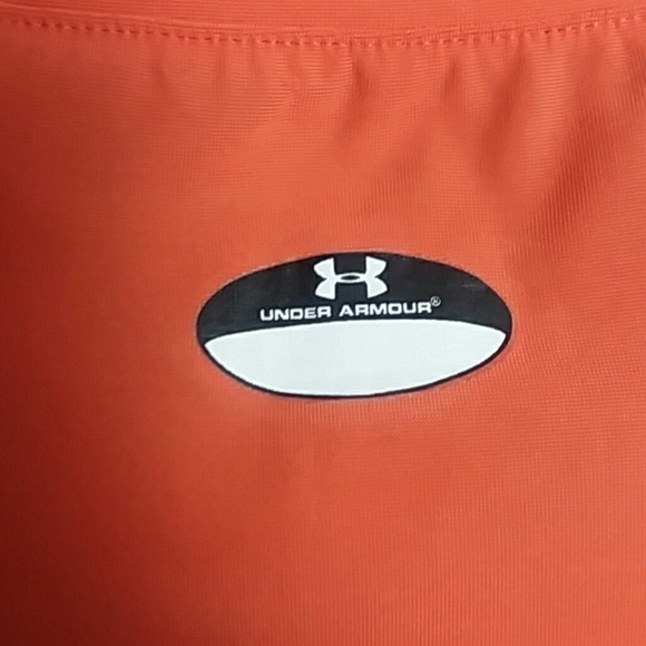 Under Armour Fitted Tee - Picture 3 of 5